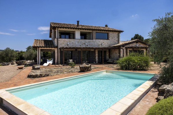 casale in vendita a Manciano
