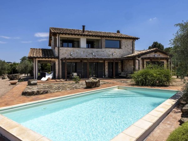casa indipendente in vendita a Manciano