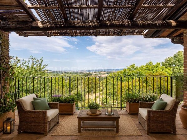 casa indipendente in vendita a Manciano in zona Montemerano
