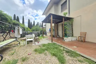 casa indipendente in vendita a Manciano
