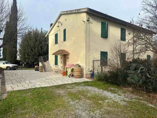 appartamento in vendita a Manciano in zona Marsiliana