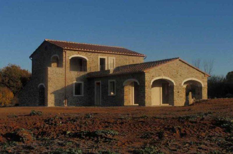 casa indipendente in vendita a Manciano