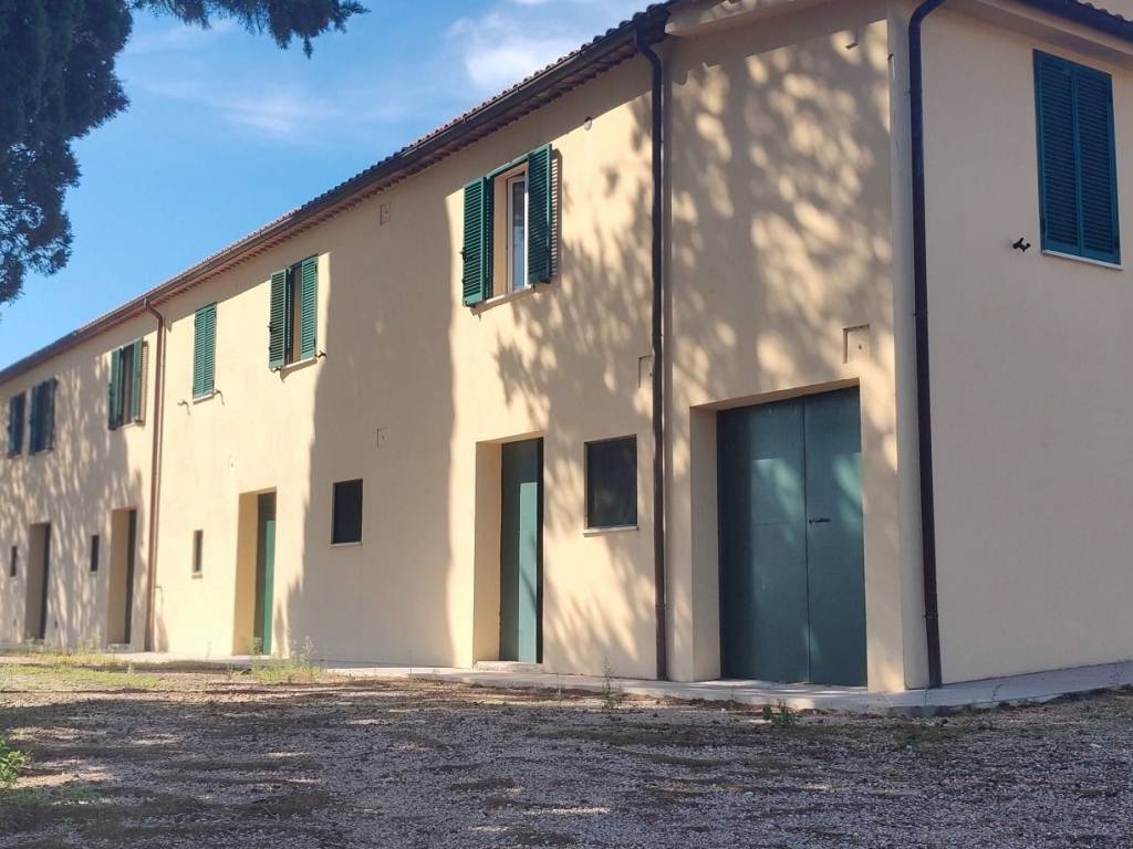 casa indipendente in vendita a Manciano