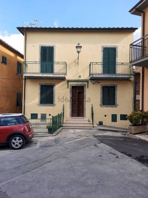 casa indipendente in vendita a Manciano in zona Saturnia