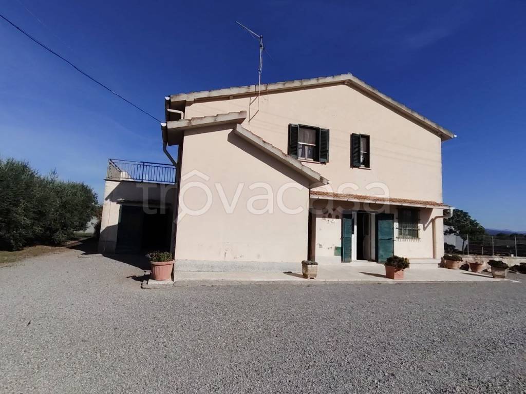 casa indipendente in vendita a Manciano in zona Marsiliana