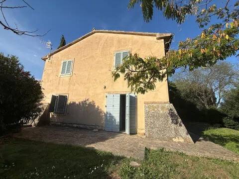 casa indipendente in vendita a Manciano