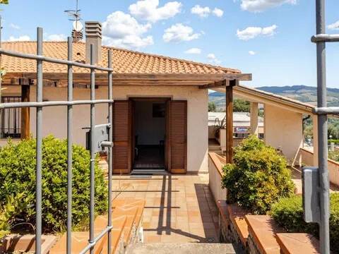 casa indipendente in vendita a Manciano