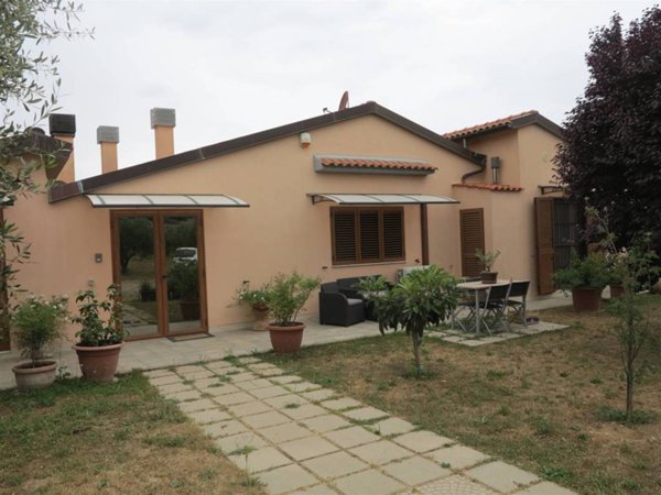 casa indipendente in vendita a Massa Marittima