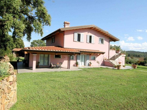 casa indipendente in vendita a Massa Marittima