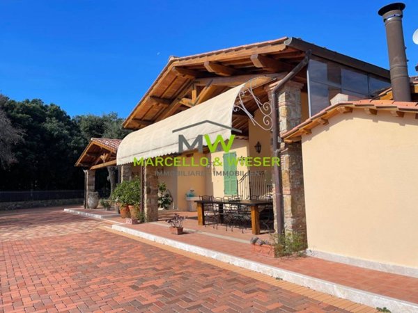 casa indipendente in vendita a Massa Marittima