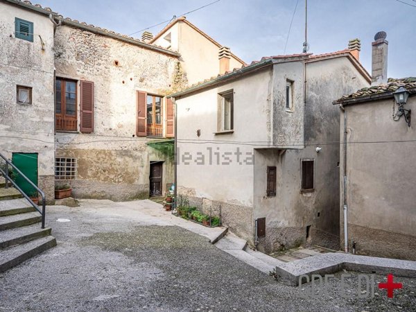 appartamento in vendita a Massa Marittima in zona Prata