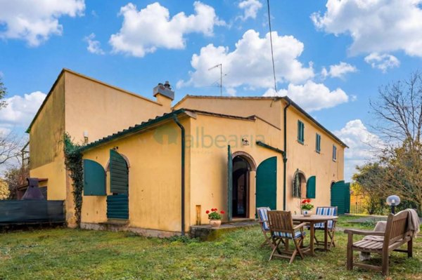 casa indipendente in vendita a Massa Marittima