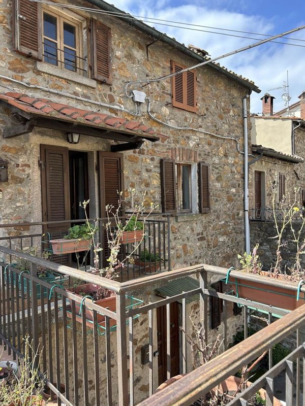 appartamento in vendita a Massa Marittima in zona Tatti