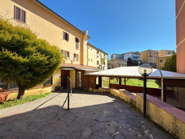 negozio in vendita a Massa Marittima