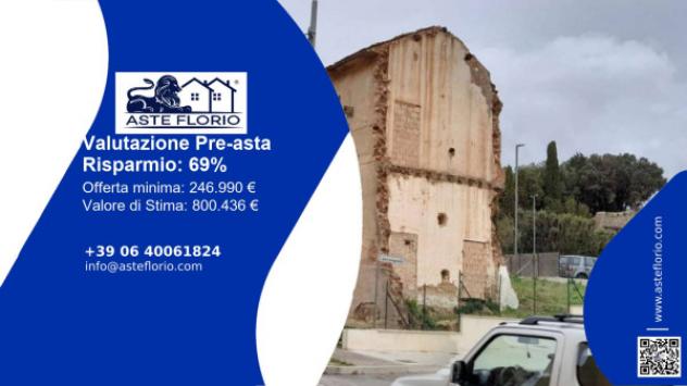 locale di sgombero in vendita a Massa Marittima
