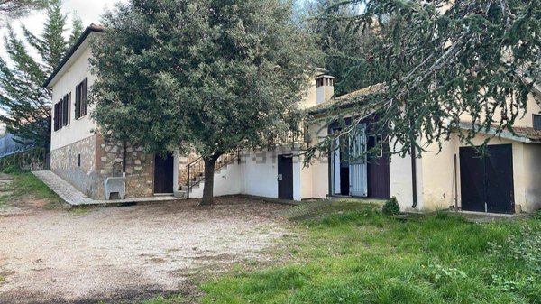 casa indipendente in vendita a Massa Marittima