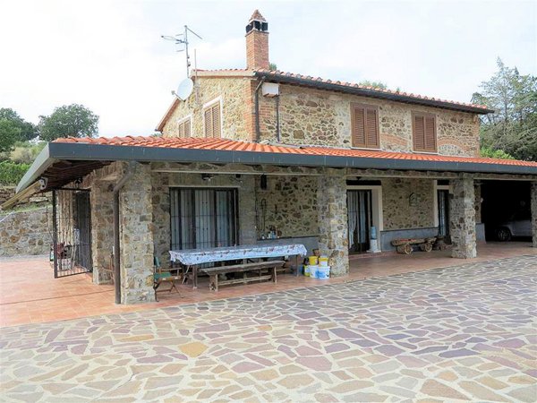 casa indipendente in vendita a Massa Marittima