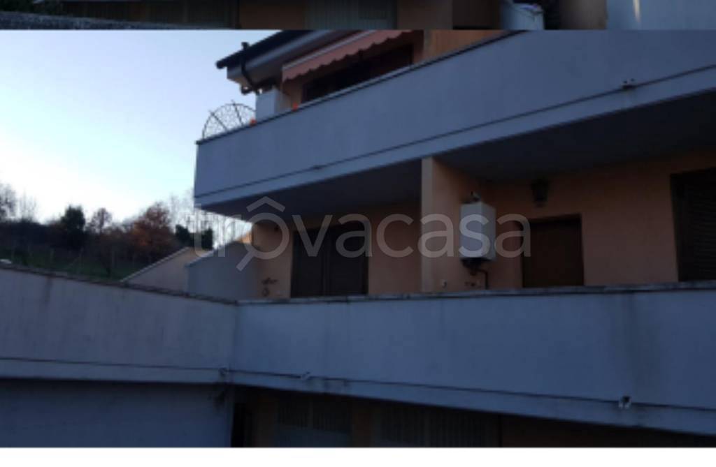 locale commerciale in vendita a Massa Marittima in zona Ghirlanda