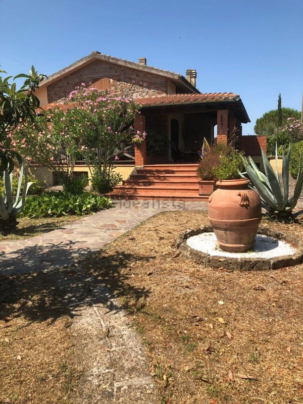 casa indipendente in vendita a Massa Marittima