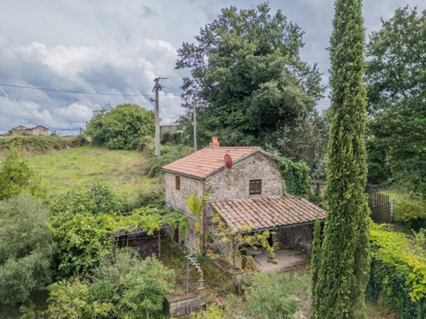 casa indipendente in vendita a Massa Marittima in zona Prata
