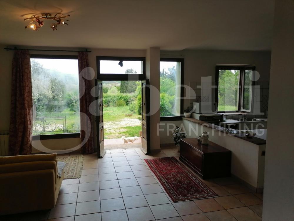 appartamento in vendita a Massa Marittima in zona Ghirlanda