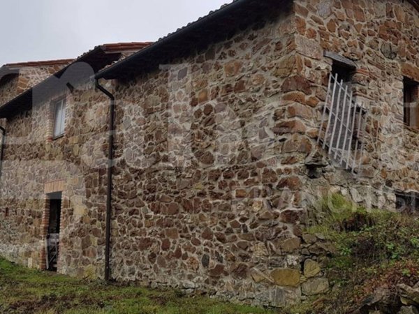 casa indipendente in vendita a Massa Marittima in zona Prata