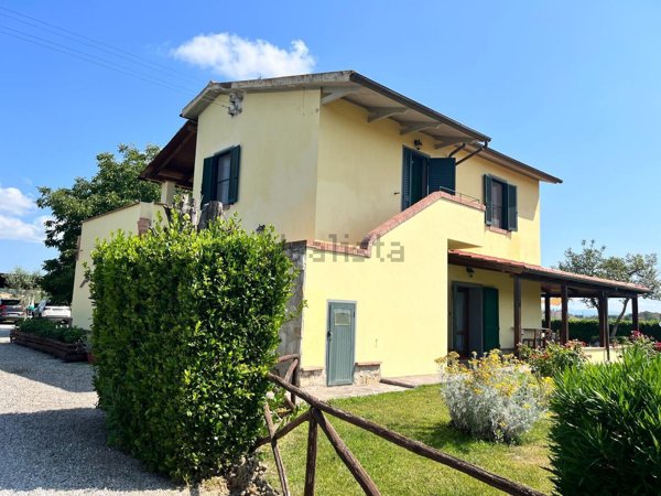 casa indipendente in vendita a Massa Marittima