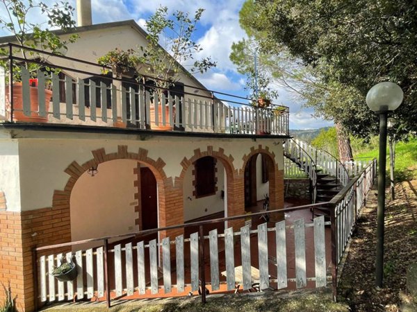 casa indipendente in vendita a Massa Marittima