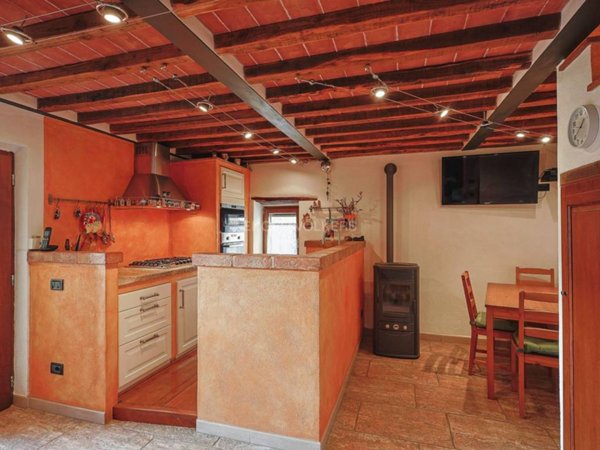 appartamento in vendita a Massa Marittima in zona Tatti