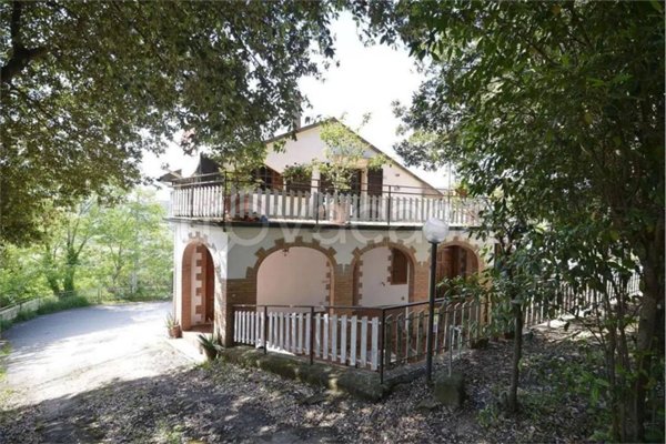 casa indipendente in vendita a Massa Marittima