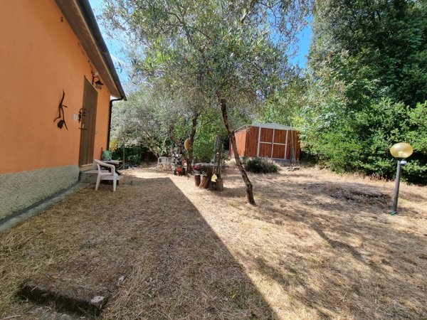 appartamento in vendita a Massa Marittima in zona Prata