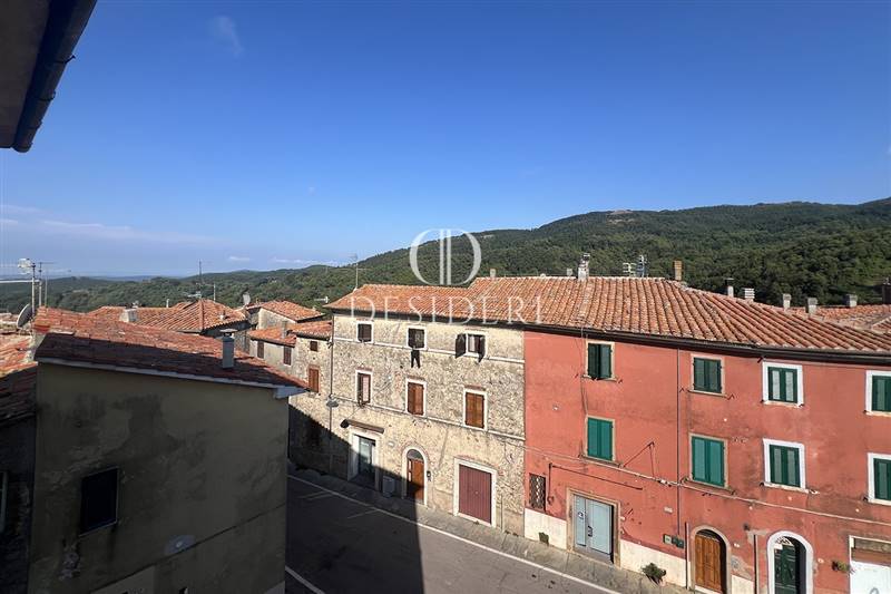 appartamento in vendita a Massa Marittima in zona Prata