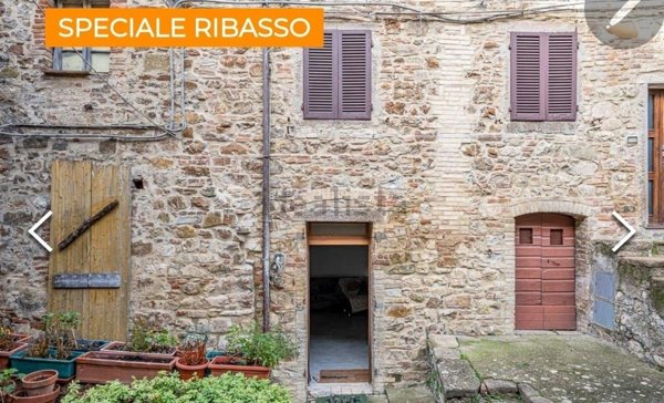 appartamento in vendita a Massa Marittima in zona Tatti