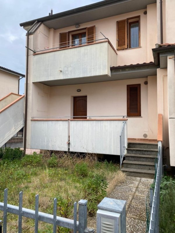 appartamento in vendita a Massa Marittima in zona Valpiana