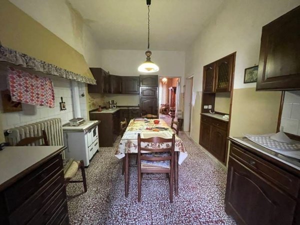 appartamento in vendita a Massa Marittima in zona Prata