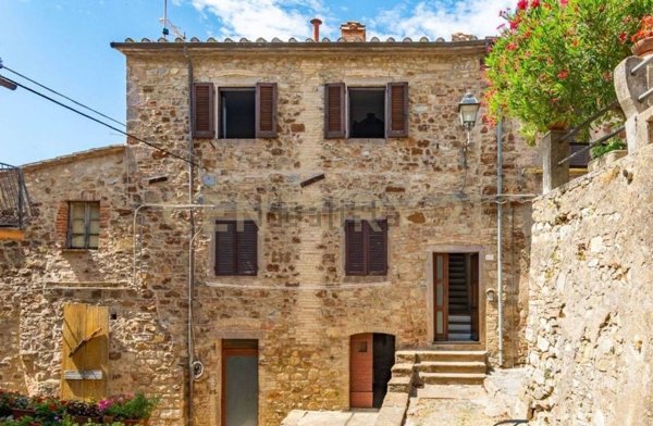 appartamento in vendita a Massa Marittima in zona Tatti