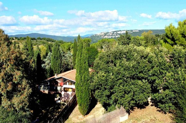 casa indipendente in vendita a Massa Marittima