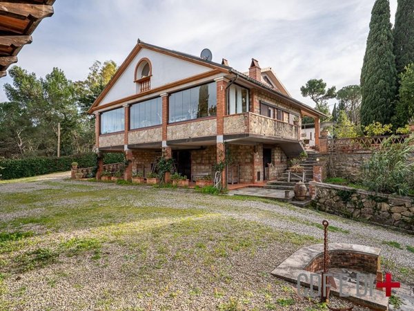 casa indipendente in vendita a Massa Marittima