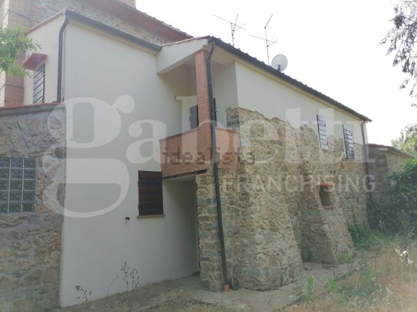 appartamento in vendita a Massa Marittima in zona Ghirlanda