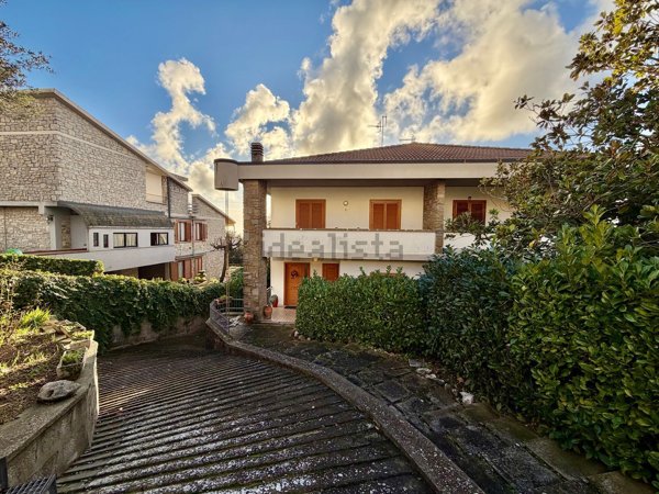 casa indipendente in vendita a Massa Marittima