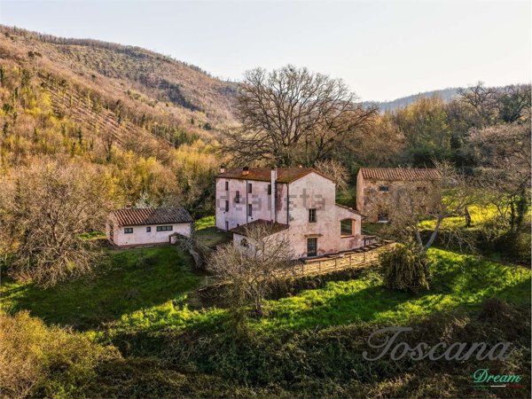 casale in vendita a Massa Marittima in zona Niccioleta