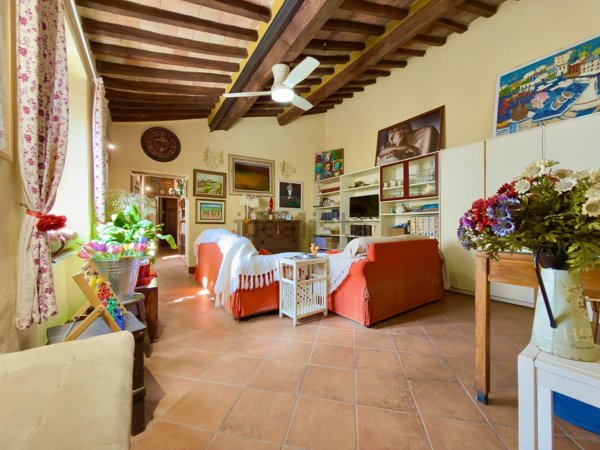appartamento in vendita a Massa Marittima in zona Ghirlanda