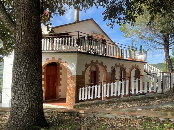 casa indipendente in vendita a Massa Marittima