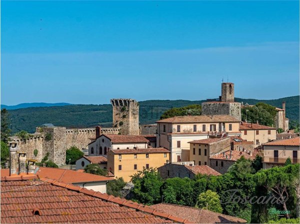 appartamento in vendita a Massa Marittima in zona Ghirlanda