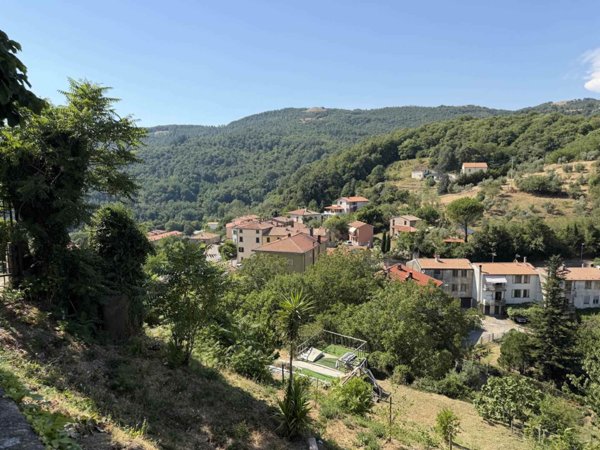 appartamento in vendita a Massa Marittima in zona Prata