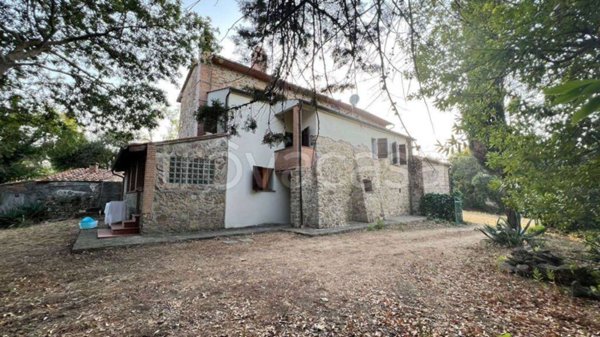casa indipendente in vendita a Massa Marittima
