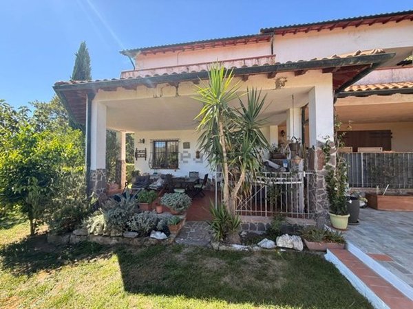 casa indipendente in vendita a Massa Marittima in zona Ghirlanda