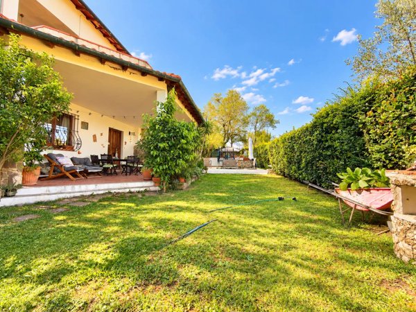 casa indipendente in vendita a Massa Marittima in zona Ghirlanda