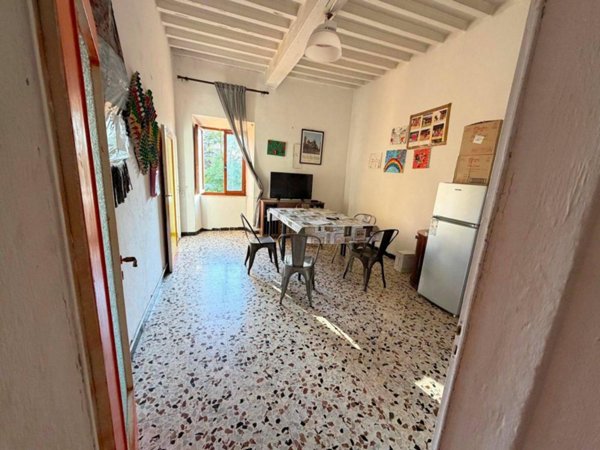 appartamento in vendita a Massa Marittima in zona Valpiana