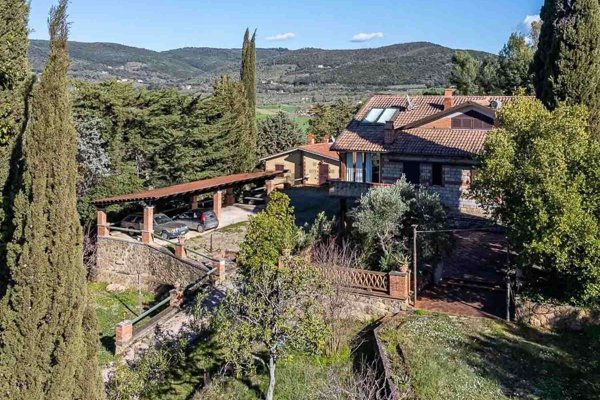 casa indipendente in vendita a Massa Marittima
